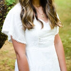 Lulus Women’s White Dress